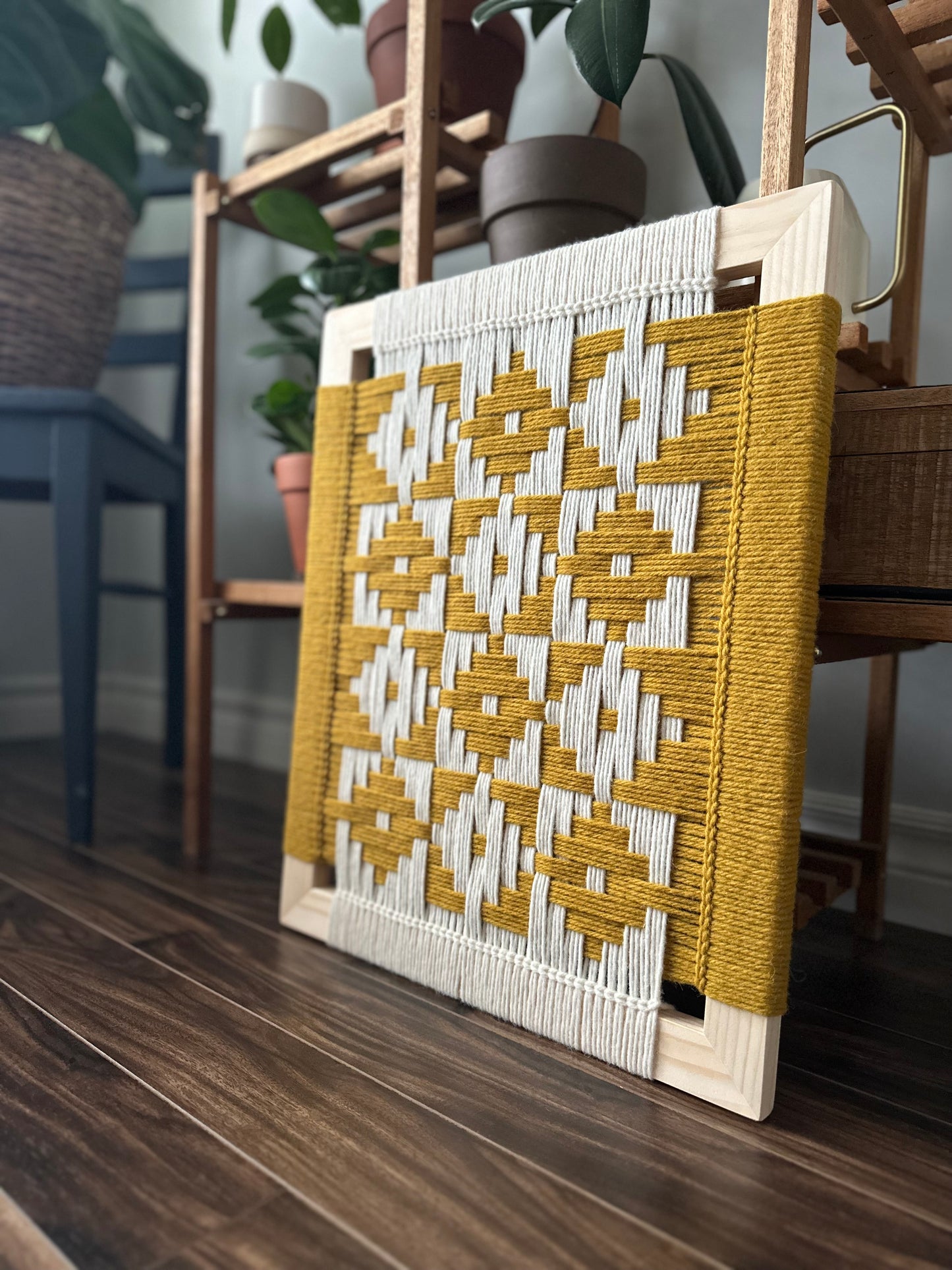 Nan’s Mittens Frame Weave