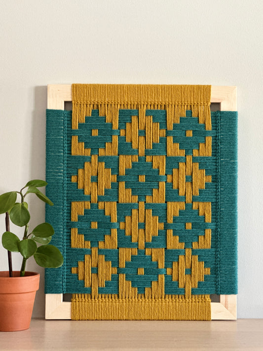 Nan’s Mittens Frame Weave