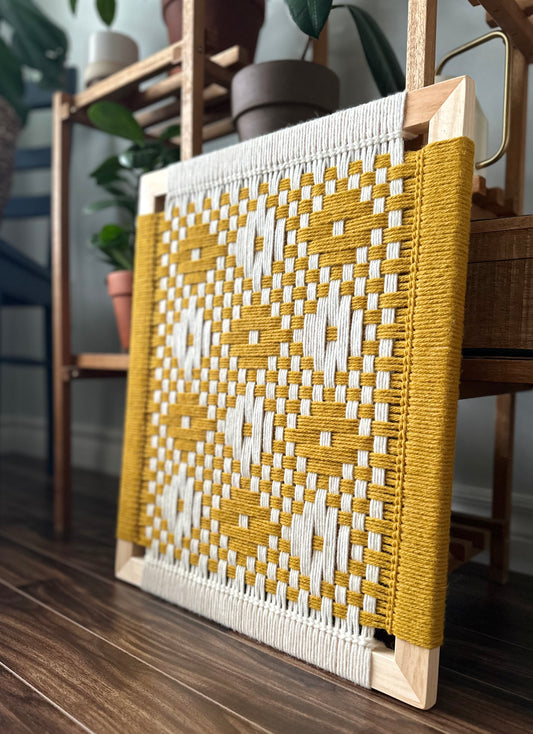 Nan’s Mittens Frame Weave