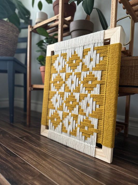 Nan’s Mittens Frame Weave