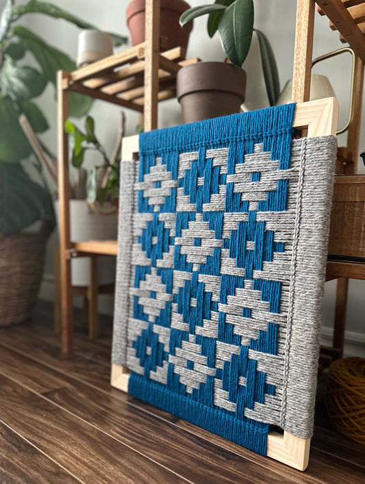 Nan’s Mittens Frame Weave